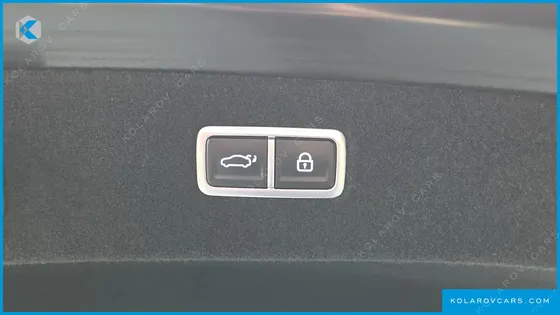 GENESIS G90 GASOLINE 3.5 TURBO AWD