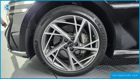 GENESIS G90 GASOLINE 3.5 TURBO AWD