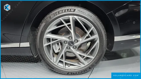 GENESIS G90 GASOLINE 3.5 TURBO AWD