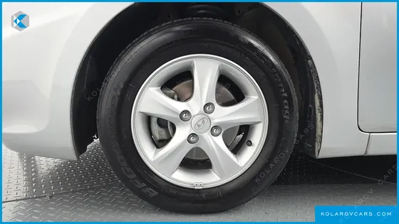 HYUNDAI ACCENT DIESEL WIT 1.6 VGT PREMIER