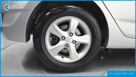 HYUNDAI ACCENT DIESEL WIT 1.6 VGT PREMIER
