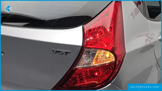 HYUNDAI ACCENT DIESEL WIT 1.6 VGT PREMIER