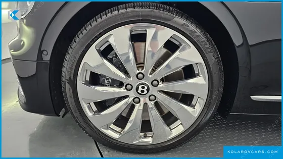 BENTLEY FLYING SPUR 4.0
