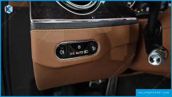 BENTLEY FLYING SPUR 4.0
