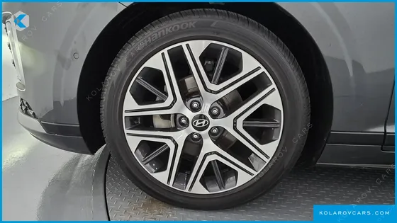 HYUNDAI GRANDEUR PREMIUM