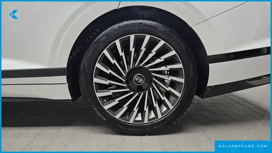 HYUNDAI GRANDEUR CALLIGRAPHY