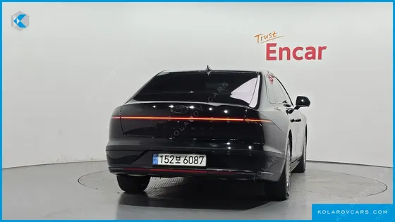 HYUNDAI GRANDEUR CALLIGRAPHY