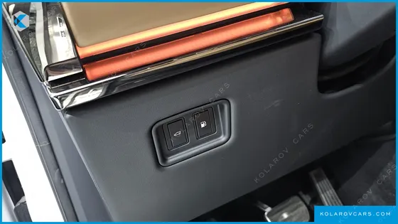 LAND ROVER RANGE ROVER SPORT P550E DYNAMIC HSE