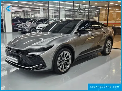 TOYOTA CROWN 2.5 4WD HYBRID