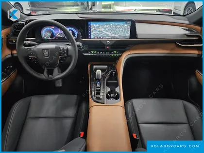 TOYOTA CROWN 2.5 4WD HYBRID