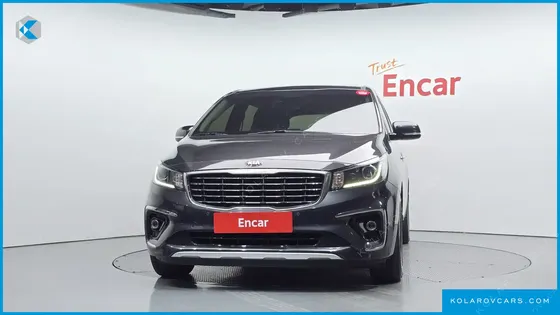 KIA CARNIVAL 9-SEATER LUXURY