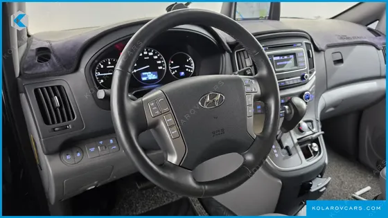 HYUNDAI STAREX 4WD CAMPING CAR