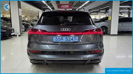 AUDI E-TRON S