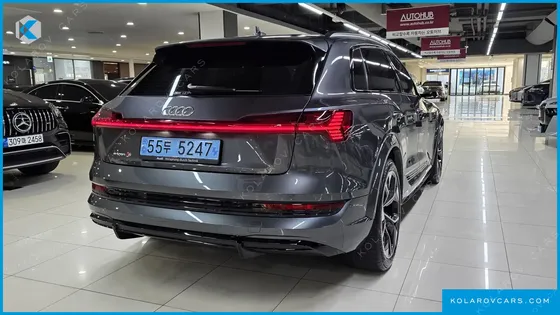 AUDI E-TRON S