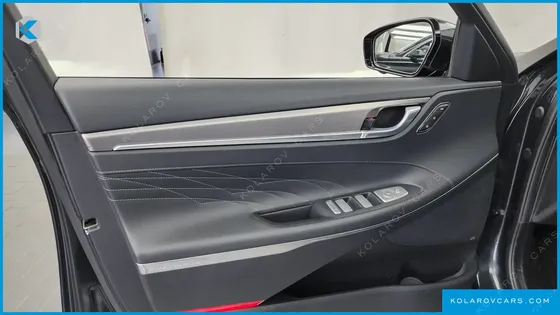HYUNDAI GRANDEUR 3.3
