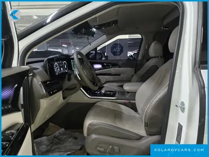 KIA CARNIVAL GASOLINE 9-SEATER HI-LIMOUSINE
