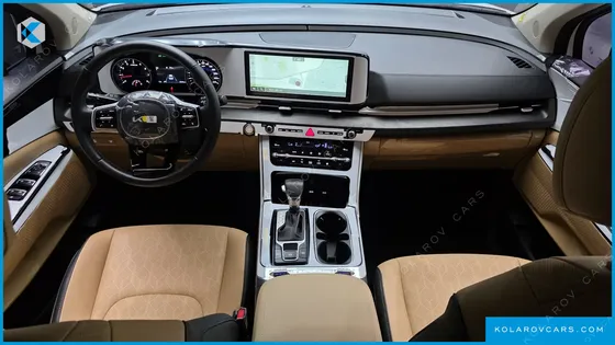 KIA CARNIVAL GASOLINE 9-SEATER PRESTIGE