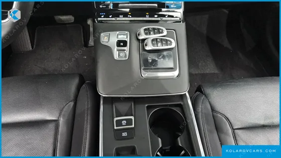 HYUNDAI GRANDEUR 3.0 LPI RENT CAR
