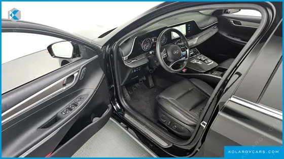 HYUNDAI GRANDEUR 3.0 LPI RENT CAR