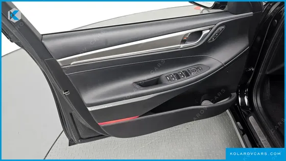 HYUNDAI GRANDEUR 3.0 LPI RENT CAR