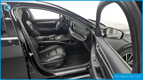 HYUNDAI GRANDEUR 3.0 LPI RENT CAR