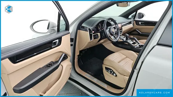 PORSCHE CAYENNE 3.0 E-HYBRID