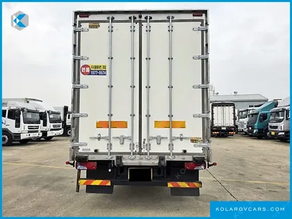TATA DAEWOO NOBUS MID-SIZE TRUCK SUPER DLX