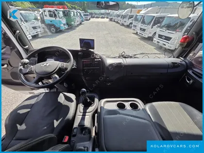 HYUNDAI MEGA TRUCK GOLD