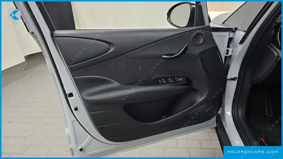 BYD DOLPHIN BASE