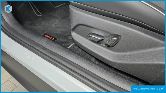 BYD DOLPHIN BASE