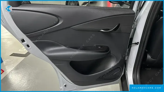 BYD DOLPHIN BASE