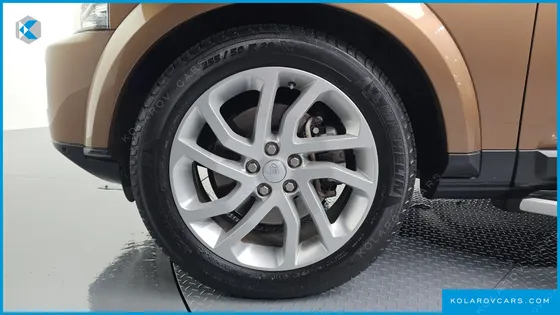 LAND ROVER DISCOVERY 3.0 SDV6 LANDMARK EDITION