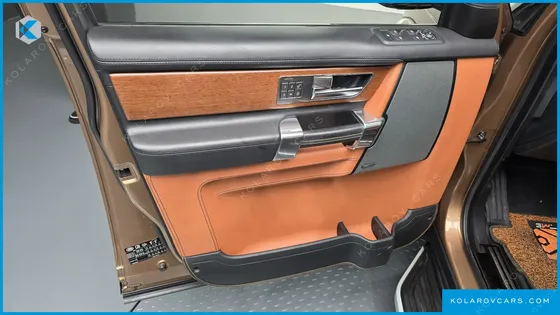 LAND ROVER DISCOVERY 3.0 SDV6 LANDMARK EDITION