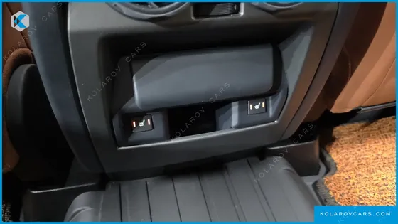 LAND ROVER DISCOVERY 3.0 SDV6 LANDMARK EDITION