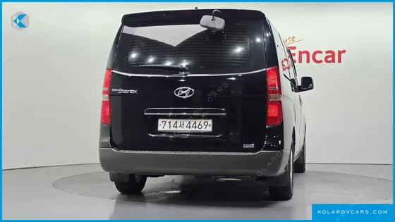 HYUNDAI STAREX 12-SEATER LPI