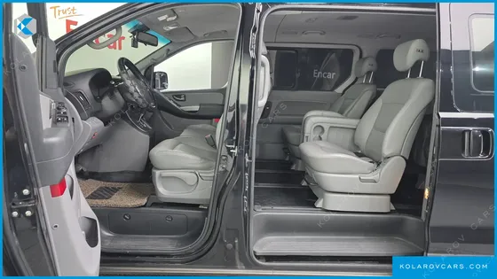 HYUNDAI STAREX 12-SEATER LPI