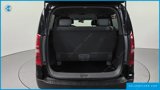 HYUNDAI STAREX 12-SEATER LPI