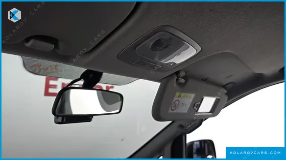 HYUNDAI STAREX VAN 3-SEATER