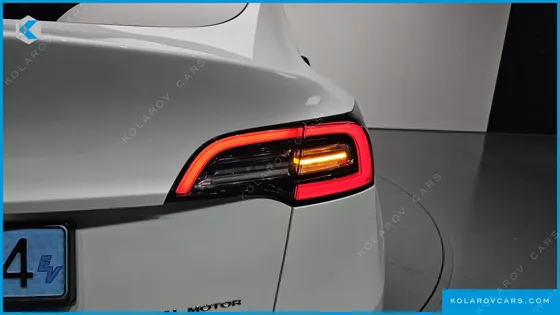 TESLA MODEL Y LONG RANGE AWD
