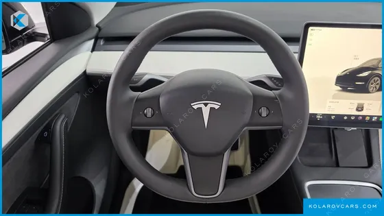 TESLA MODEL Y RWD