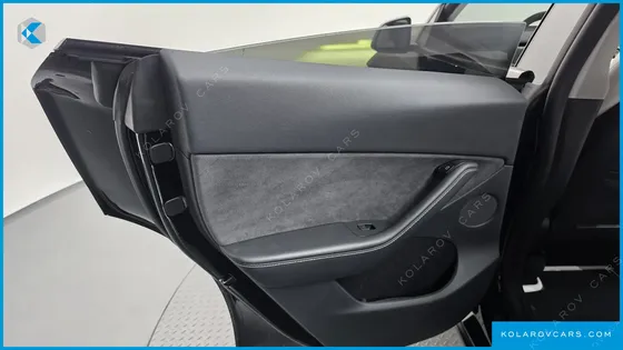 TESLA MODEL Y RWD