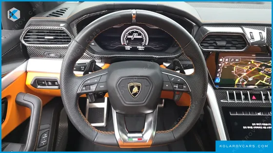 LAMBORGHINI URUS 4.0 V8
