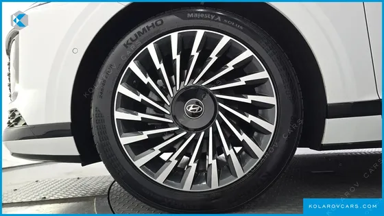 HYUNDAI GRANDEUR CALLIGRAPHY
