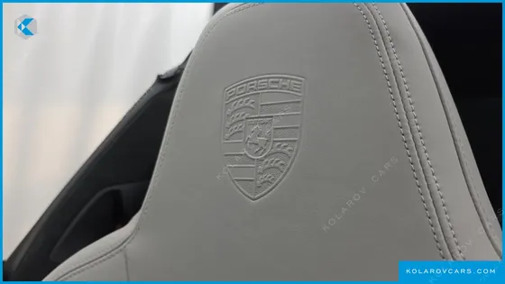 PORSCHE 911 TARGA 4 GTS