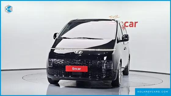 HYUNDAI STARIA CARGO 5-SEATER