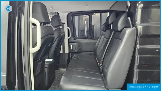 HYUNDAI STARIA CARGO 5-SEATER