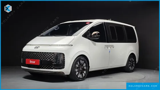 HYUNDAI STARIA 4WD LOUNGE 7-SEATER