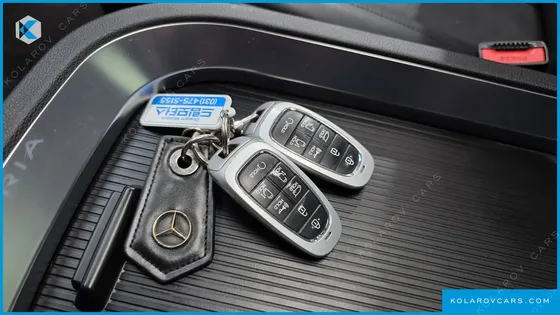 HYUNDAI STARIA 4WD LOUNGE 7-SEATER