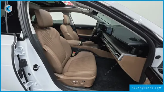 HYUNDAI GRANDEUR 2,5 GASOLINE 2WD