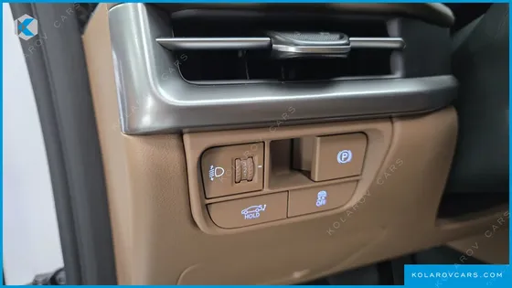 HYUNDAI GRANDEUR 2,5 GASOLINE 2WD